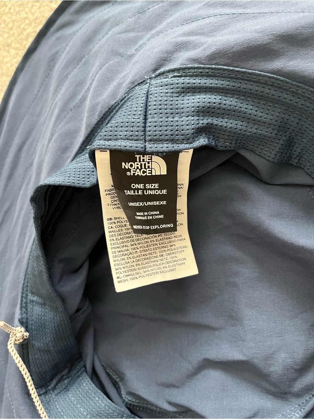 NWOT The North Face Navy Blue Collapsible Fishing Hat with Travel Bag - Picture 7 of 12